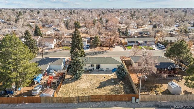 2787 S Helena Way, Aurora, CO 80013