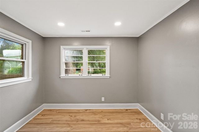 1626 Taylor Avenue, Charlotte, NC 28216