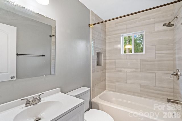1626 Taylor Avenue, Charlotte, NC 28216