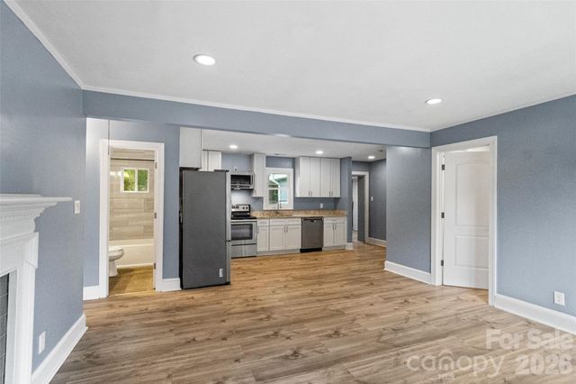 1626 Taylor Avenue, Charlotte, NC 28216