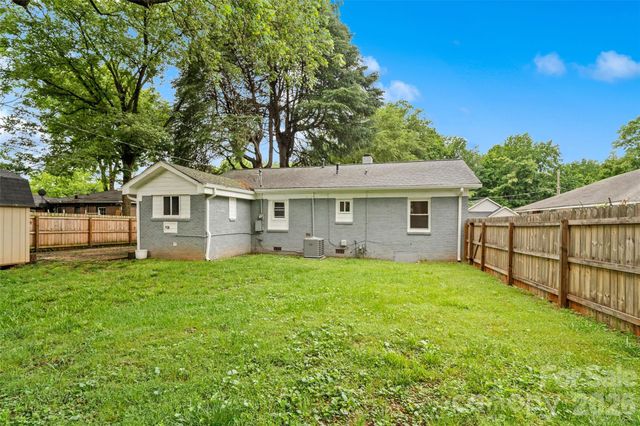 1626 Taylor Avenue, Charlotte, NC 28216