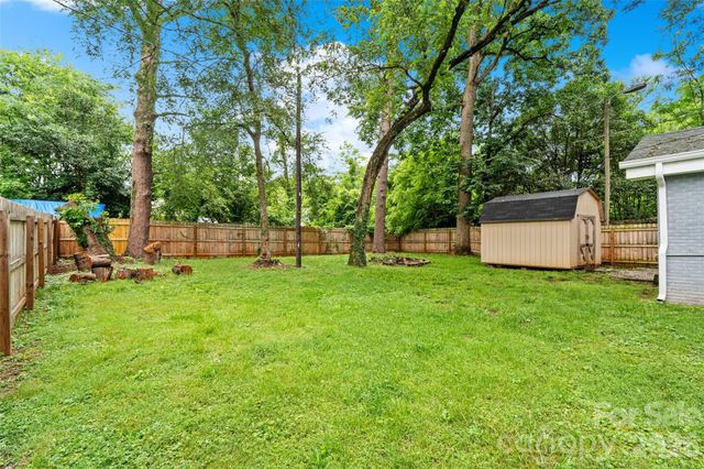 1626 Taylor Avenue, Charlotte, NC 28216