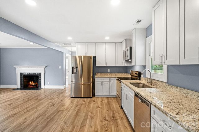 1626 Taylor Avenue, Charlotte, NC 28216