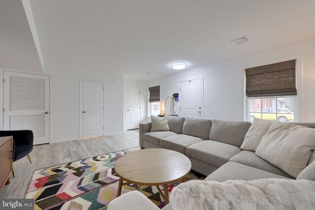 202 W FRANKLIN ST, Ephrata, PA 17522