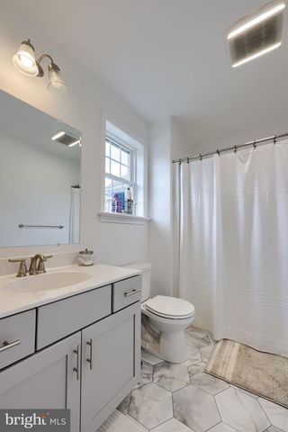 202 W FRANKLIN ST, Ephrata, PA 17522