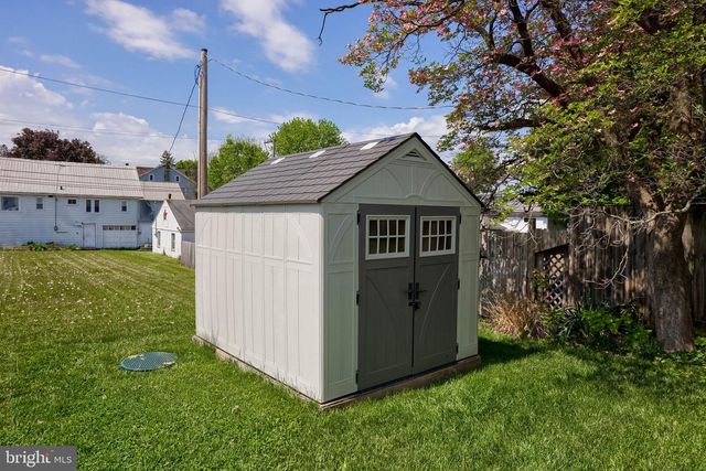 202 W FRANKLIN ST, Ephrata, PA 17522