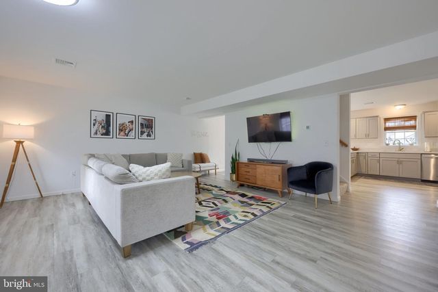 202 W FRANKLIN ST, Ephrata, PA 17522