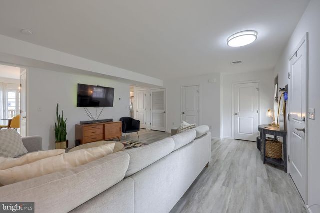 202 W FRANKLIN ST, Ephrata, PA 17522