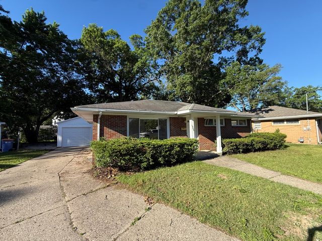 1946 Adams Street SE, Grand Rapids, MI 49506