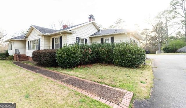 509 Youngs Mill Road, Lagrange, GA 30241