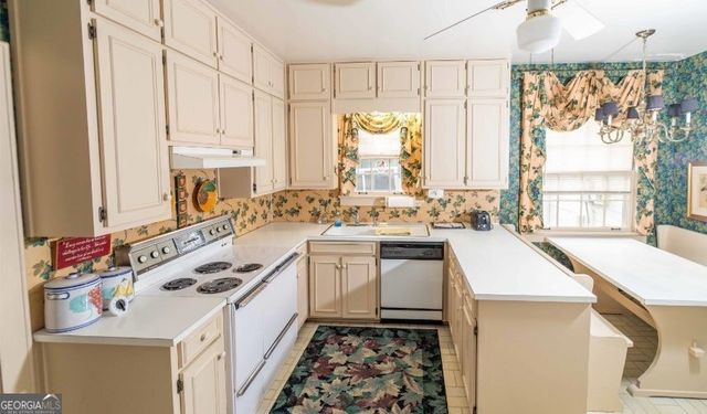 509 Youngs Mill Road, Lagrange, GA 30241