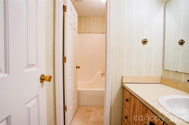 97-1 Edgemont Avenue, Shelby, NC 28150