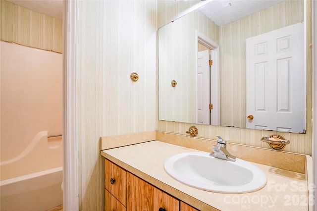 97-1 Edgemont Avenue, Shelby, NC 28150