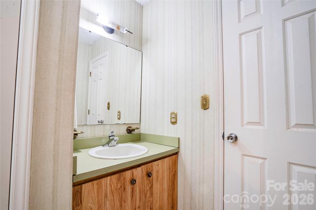 97-1 Edgemont Avenue, Shelby, NC 28150