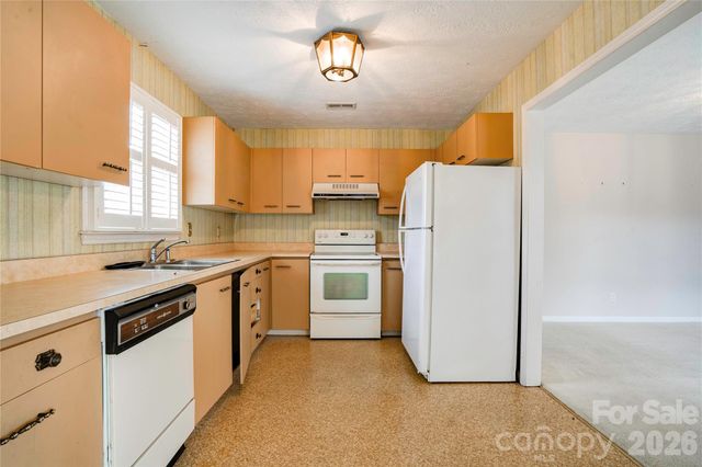 97-1 Edgemont Avenue, Shelby, NC 28150