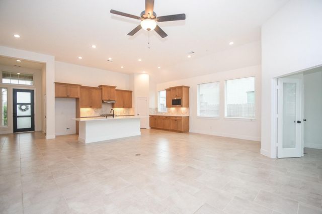 24526 Bluestar Blossom Trail Trail, Katy, TX 77493