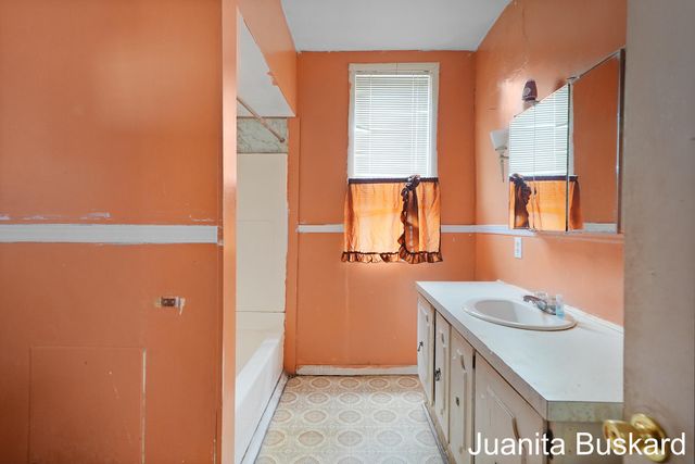 440 Danforth Street, Coopersville, MI 49404