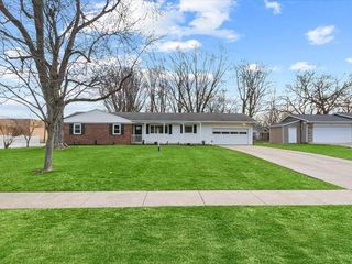 354 Hickory Drive, Marysville, OH 43040