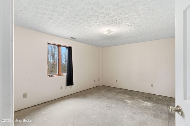 180 McDonald Rd, Leitchfield, KY 42754