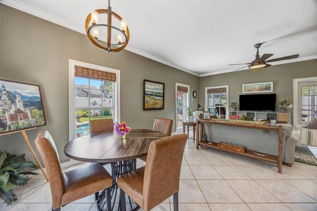 852 35TH AVENUE N, St Petersburg, FL 33704