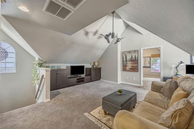 852 35TH AVENUE N, St Petersburg, FL 33704