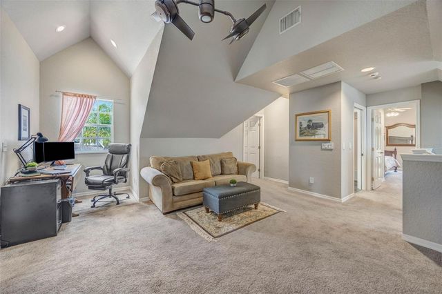 852 35TH AVENUE N, St Petersburg, FL 33704