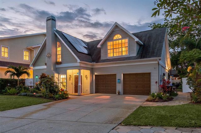 852 35TH AVENUE N, St Petersburg, FL 33704