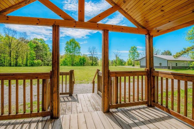 660 Watt Nantz Road, East Bernstadt, KY 40729