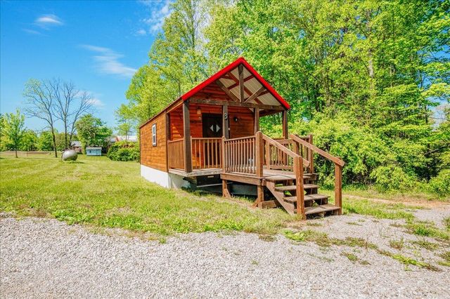 660 Watt Nantz Road, East Bernstadt, KY 40729