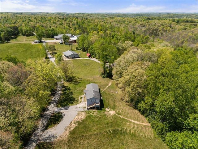 660 Watt Nantz Road, East Bernstadt, KY 40729