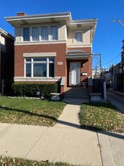 4007 N Odell Avenue, Norridge, IL 60706