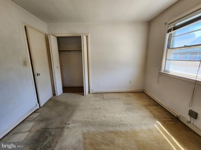 9709 ADMIRALTY DR, Silver Spring, MD 20910