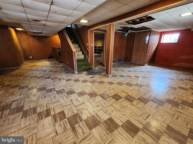 9709 ADMIRALTY DR, Silver Spring, MD 20910