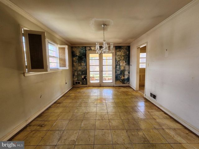 9709 ADMIRALTY DR, Silver Spring, MD 20910