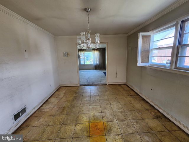 9709 ADMIRALTY DR, Silver Spring, MD 20910