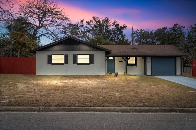 5831 HORNET DRIVE, Orlando, FL 32808