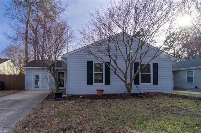 1305 Eaglewood DR, Virginia Beach, VA 23454