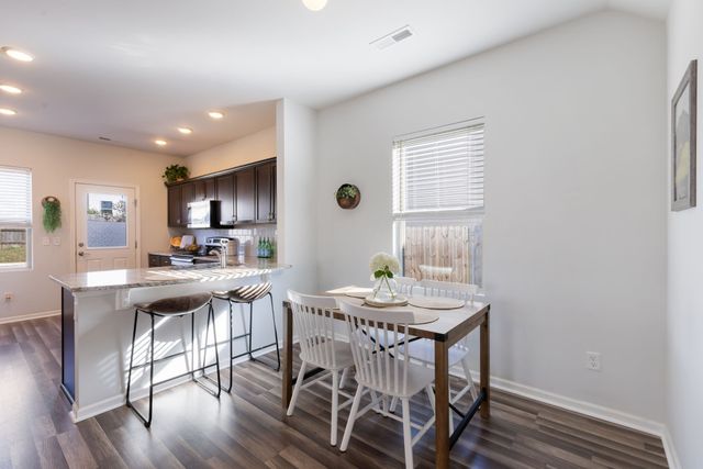 2010 Sercy Dr, Spring Hill, TN 37174