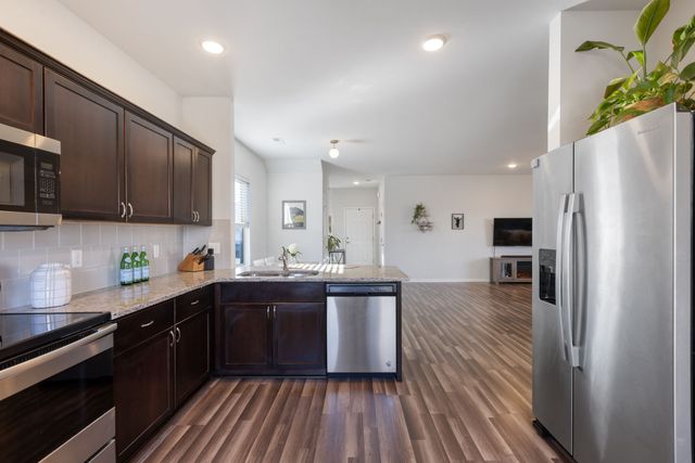 2010 Sercy Dr, Spring Hill, TN 37174