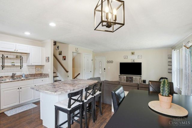 8833 Dover Drive, Deerfield Twp., OH 45039