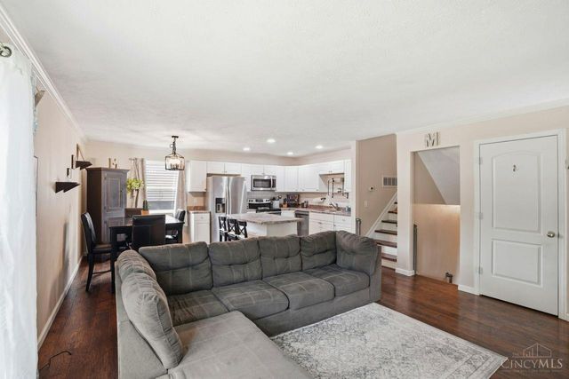 8833 Dover Drive, Deerfield Twp., OH 45039