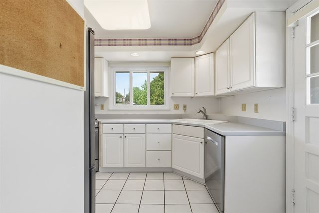 3528 Brodhead Rd, Center Twp, PA 15061