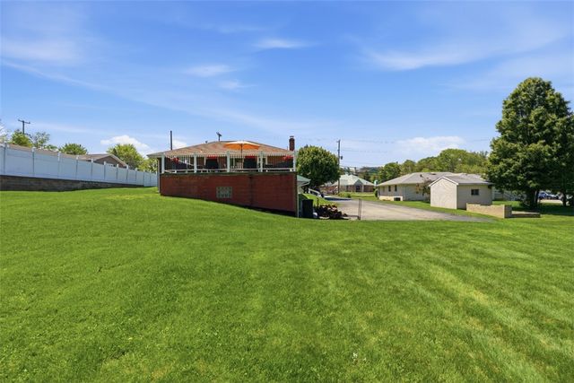 3528 Brodhead Rd, Center Twp, PA 15061