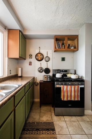 2444 Woodstock Drive, Detroit, MI 48203