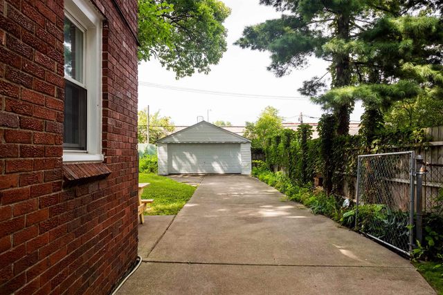 2444 Woodstock Drive, Detroit, MI 48203