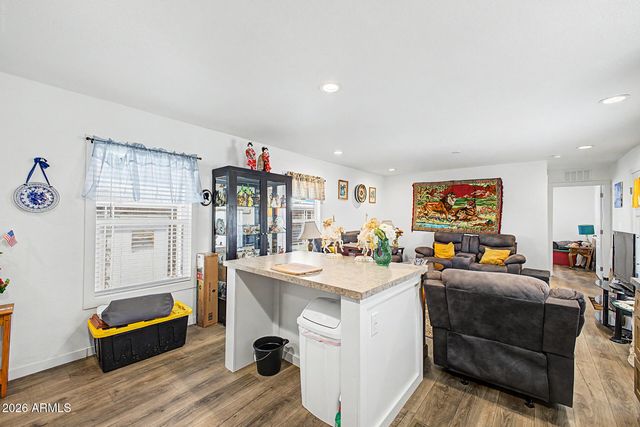 701 S DOBSON Road 251, Mesa, AZ 85202