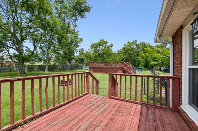 2596 Long Hollow Pike, Hendersonville, TN 37075