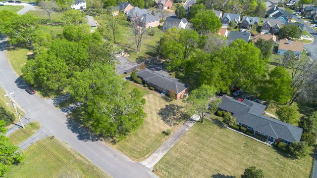 305 Shepherd Hills Dr, Madison, TN 37115