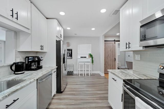 2219 16TH STREET N, St Petersburg, FL 33704