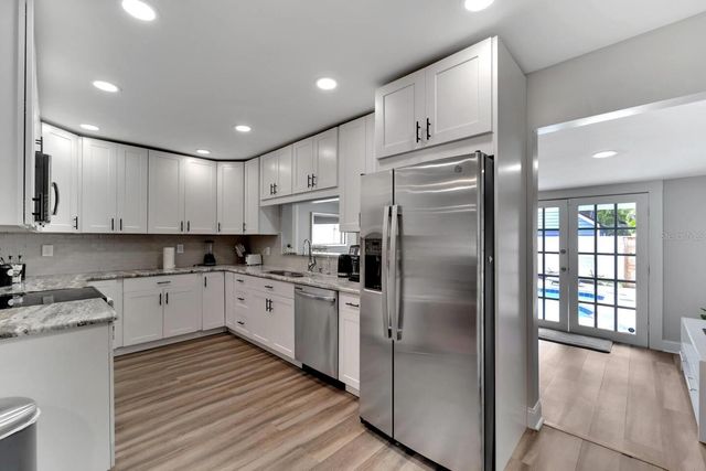 2219 16TH STREET N, St Petersburg, FL 33704